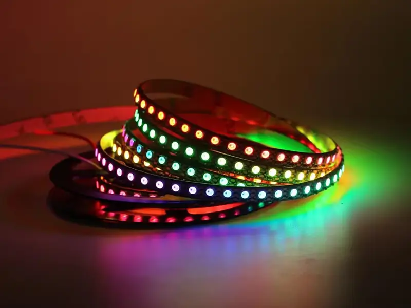 How to control SK6812 and WS2812B LED strips