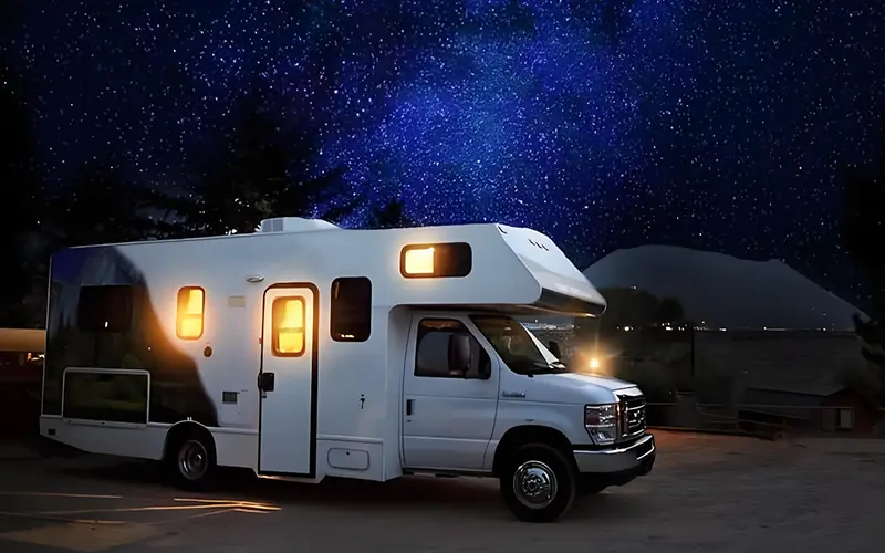 Che tipo di illuminazione a LED può essere utilizzata per i camper?