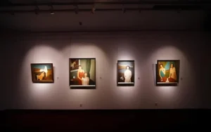 Modern art gallery lighting fixtures for exhibition spaces