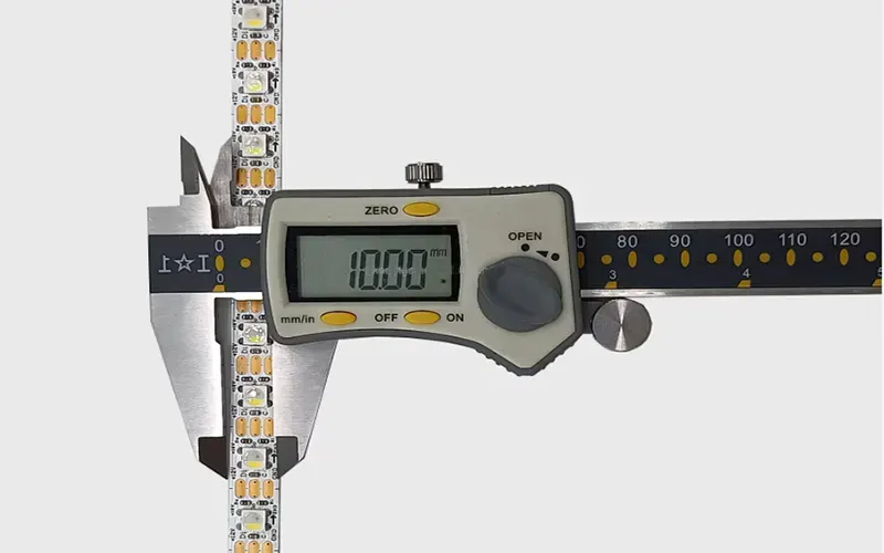 10 mm wide LED strip, high-brightness LED tape light for commercial lighting use