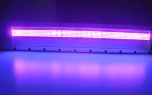 Prueba de emisión de luz LED que muestra ausencia de radiación UV en la iluminación LED estándar.